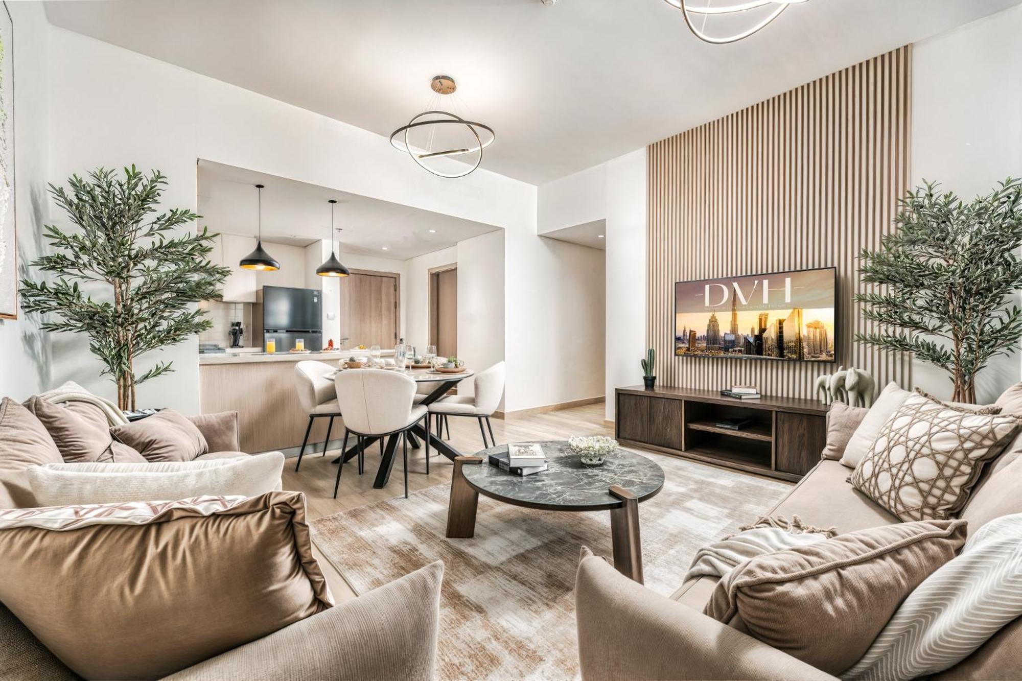 Luxury 2br, Yas Island By Ferrari World & Yas Mall Apartment